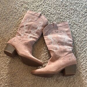 SHEIN Light Brown Embroidered Heeled Boots